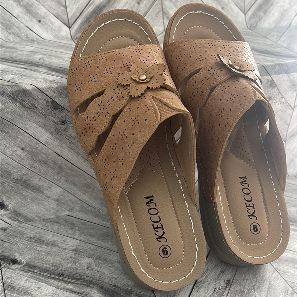 Beautiful KETCOM women’s sandals - Picture 5 of 7